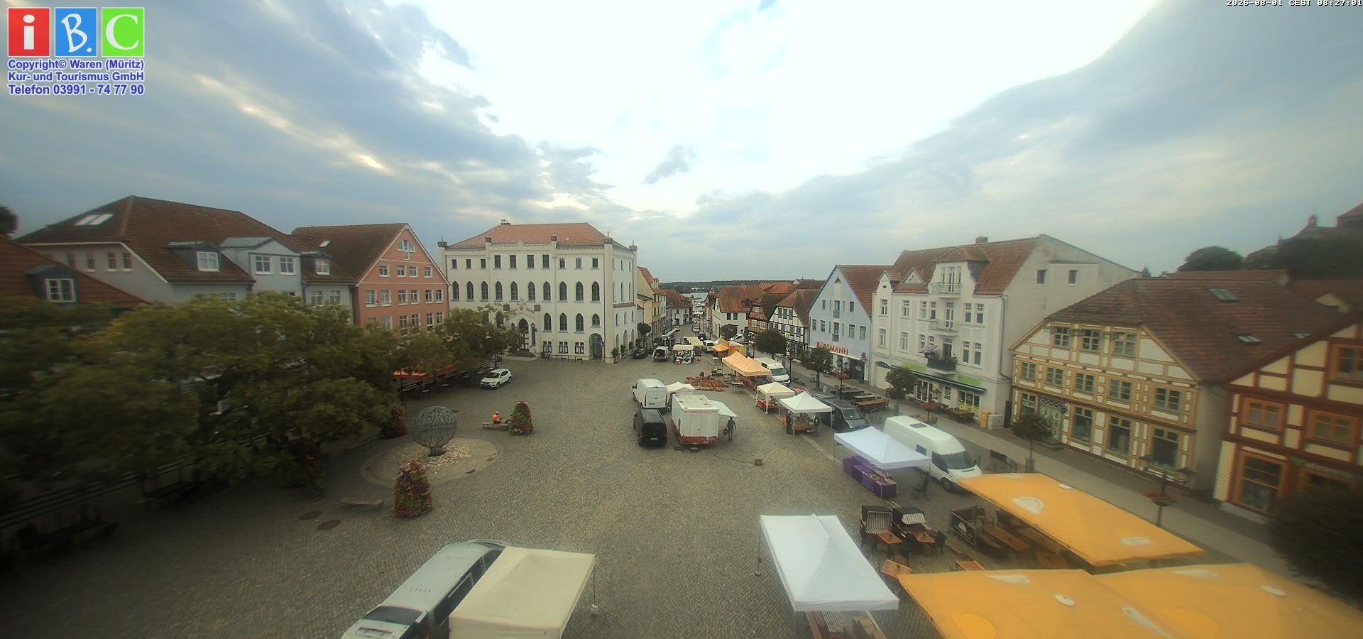 Archiv Foto Webcam Neuer Markt in Waren an der Müritz