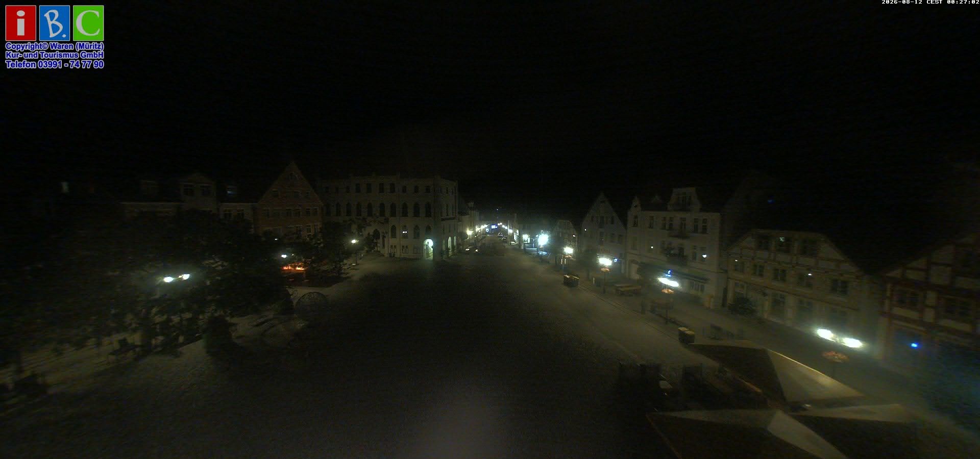 Archiv Foto Webcam Neuer Markt in Waren an der Müritz