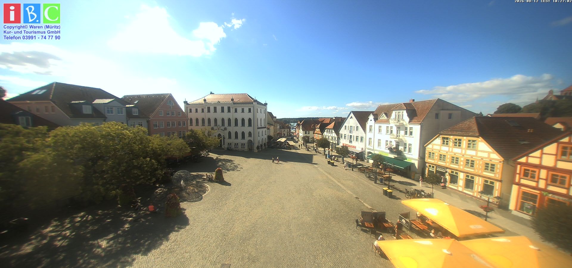 Archiv Foto Webcam Neuer Markt in Waren an der Müritz