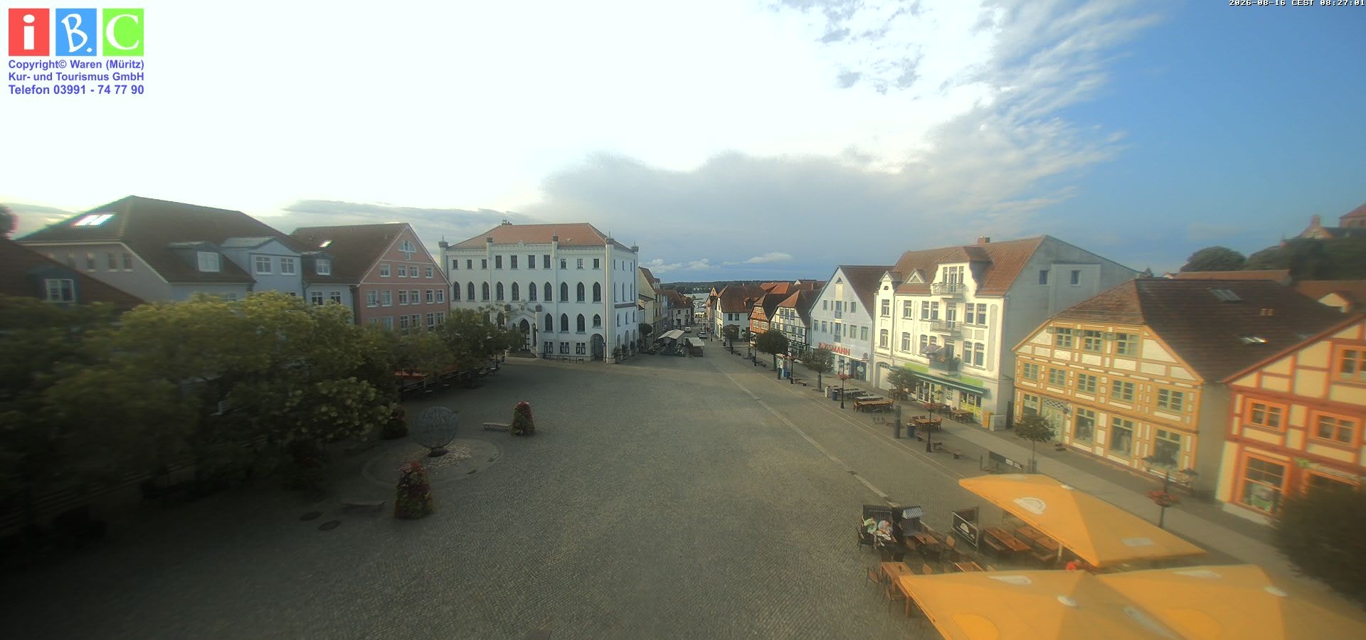Archiv Foto Webcam Neuer Markt in Waren an der Müritz
