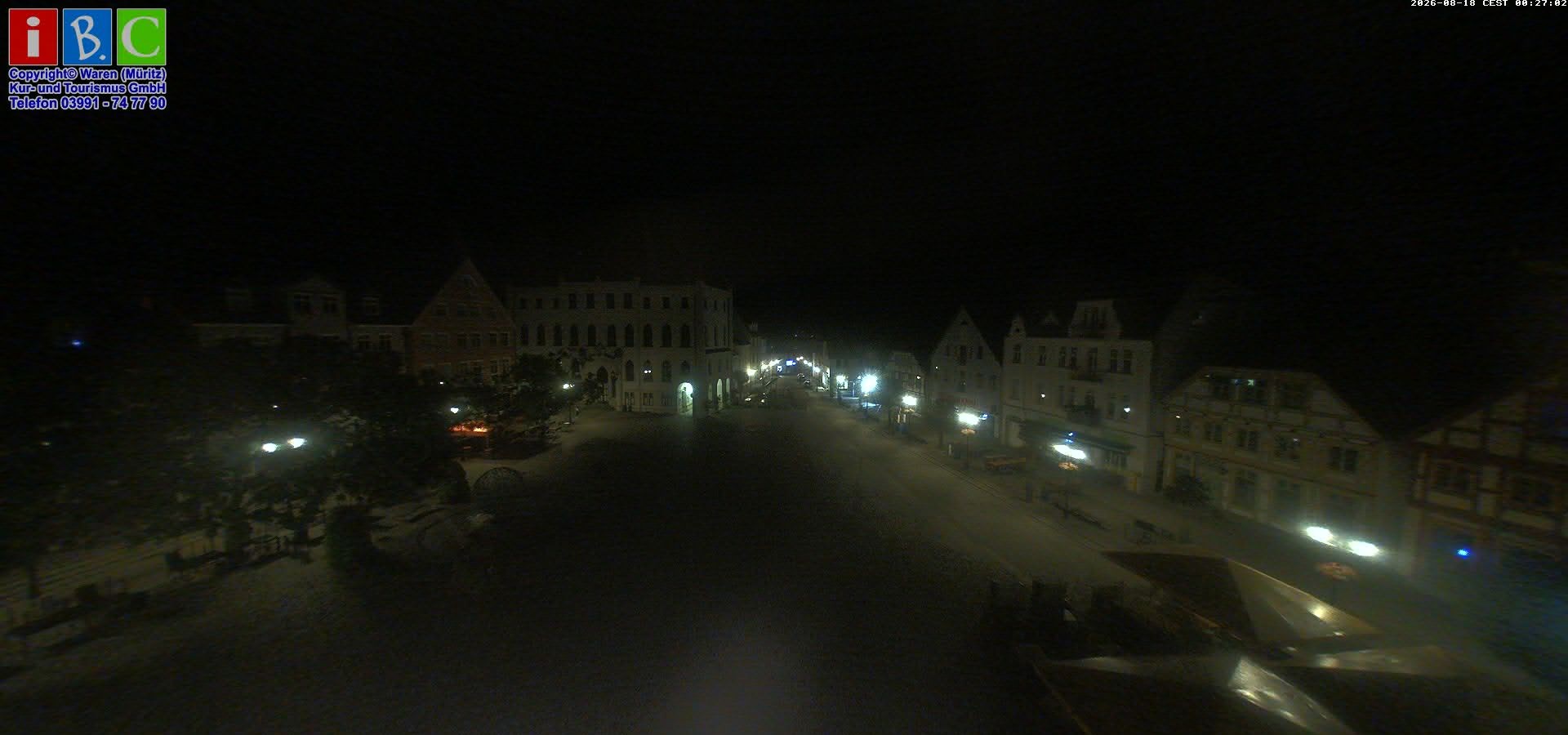 Archiv Foto Webcam Neuer Markt in Waren an der Müritz