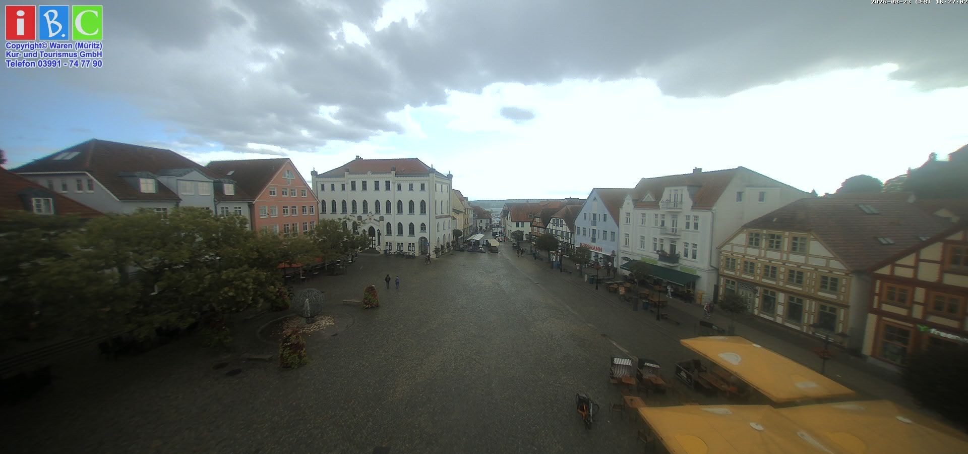 Archived image Webcam Waren (Müritz) - Market place