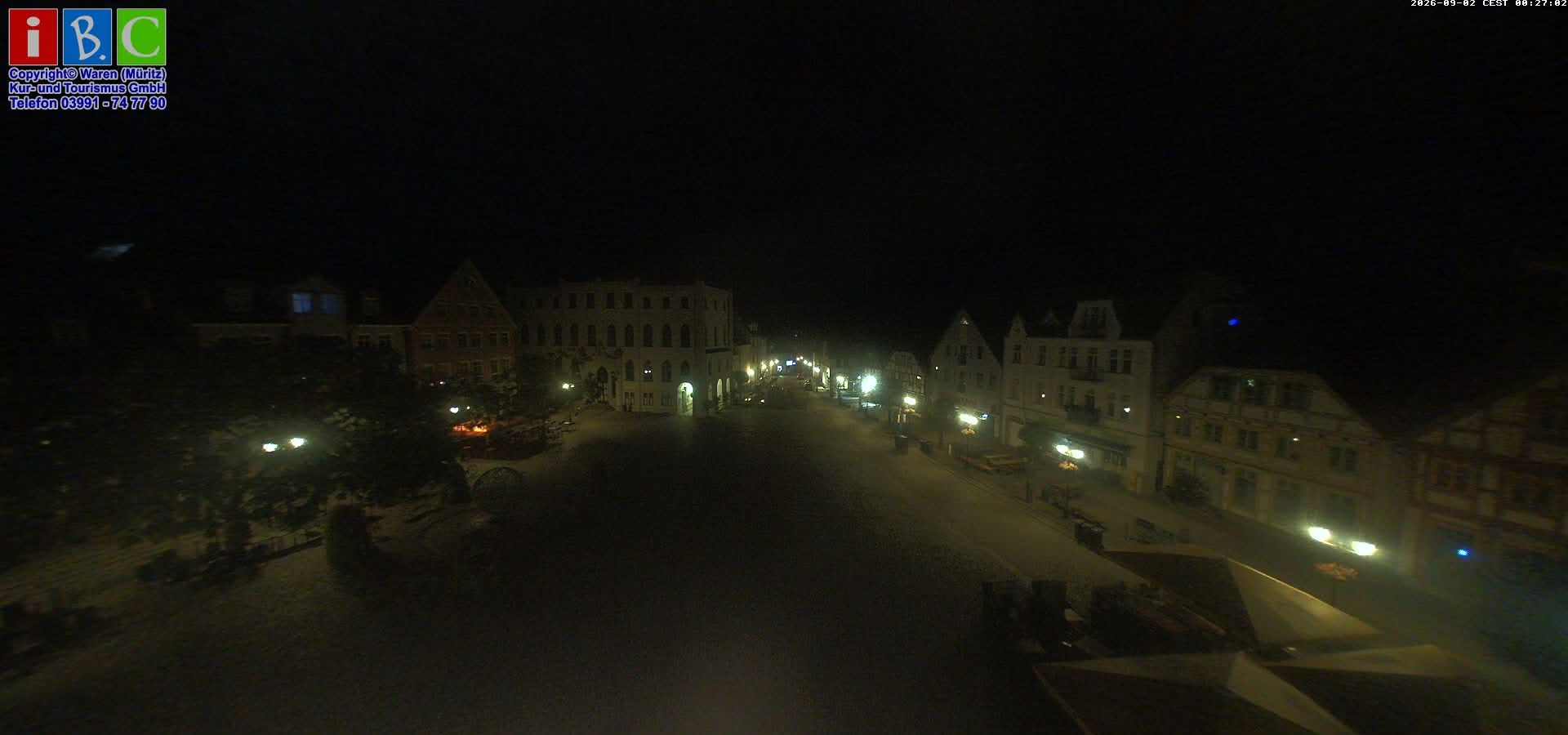 Archiv Foto Webcam Neuer Markt in Waren an der Müritz