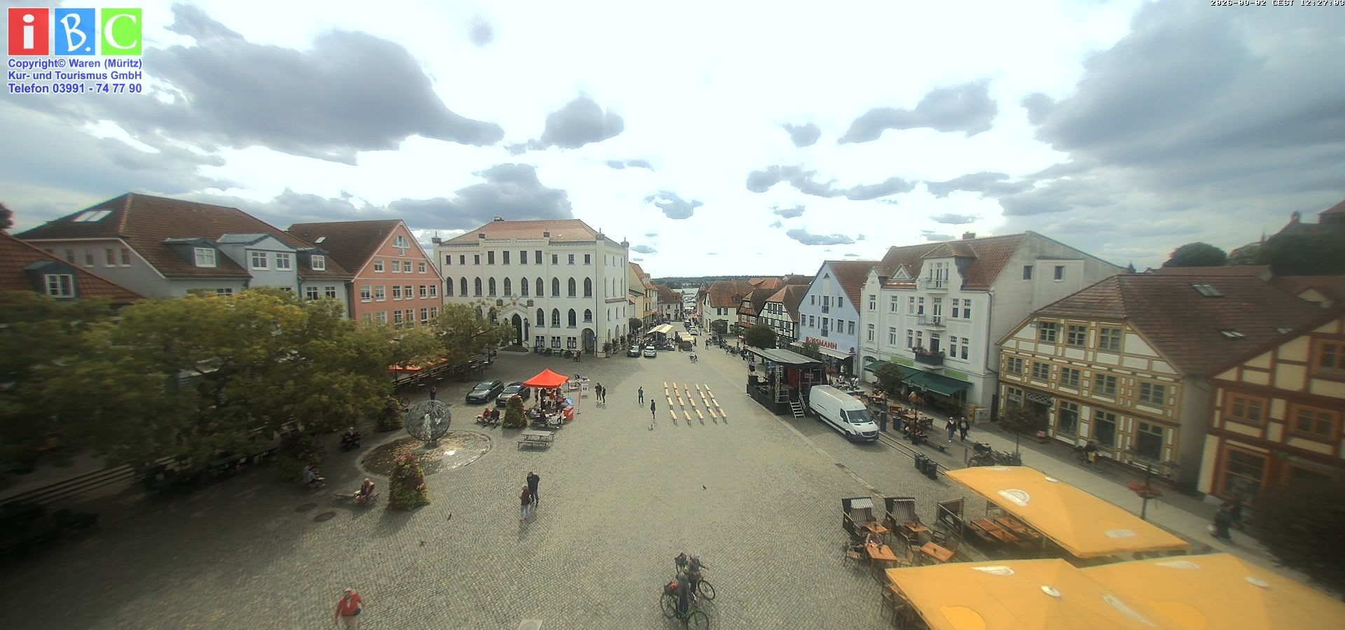 Archived image Webcam Waren (Müritz) - Market place