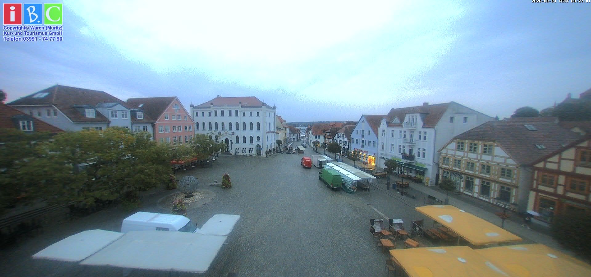 Archived image Webcam Waren (Müritz) - Market place