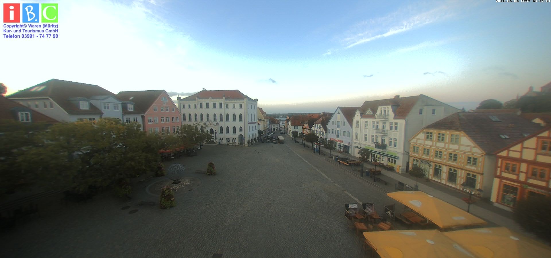 Archiv Foto Webcam Neuer Markt in Waren an der Müritz