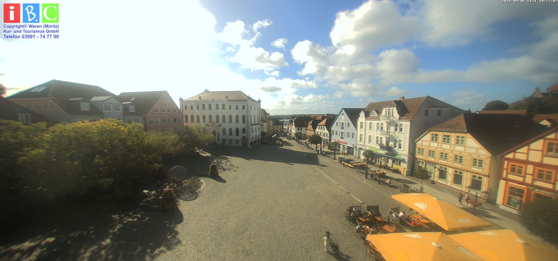 Archiv Foto Webcam Neuer Markt in Waren an der Müritz