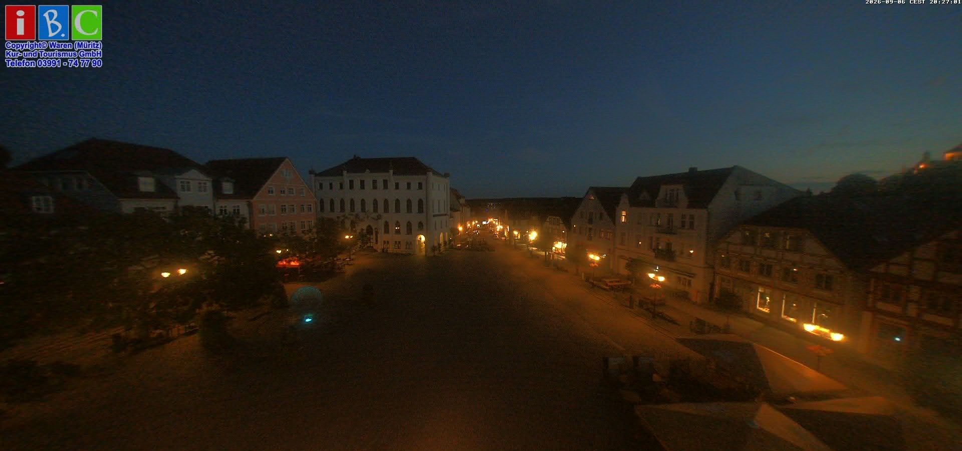 Archiv Foto Webcam Neuer Markt in Waren an der Müritz