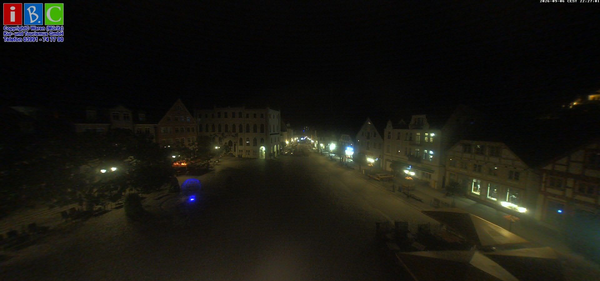 Archiv Foto Webcam Neuer Markt in Waren an der Müritz