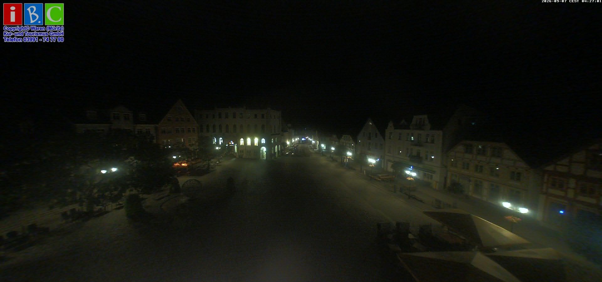 Archiv Foto Webcam Neuer Markt in Waren an der Müritz