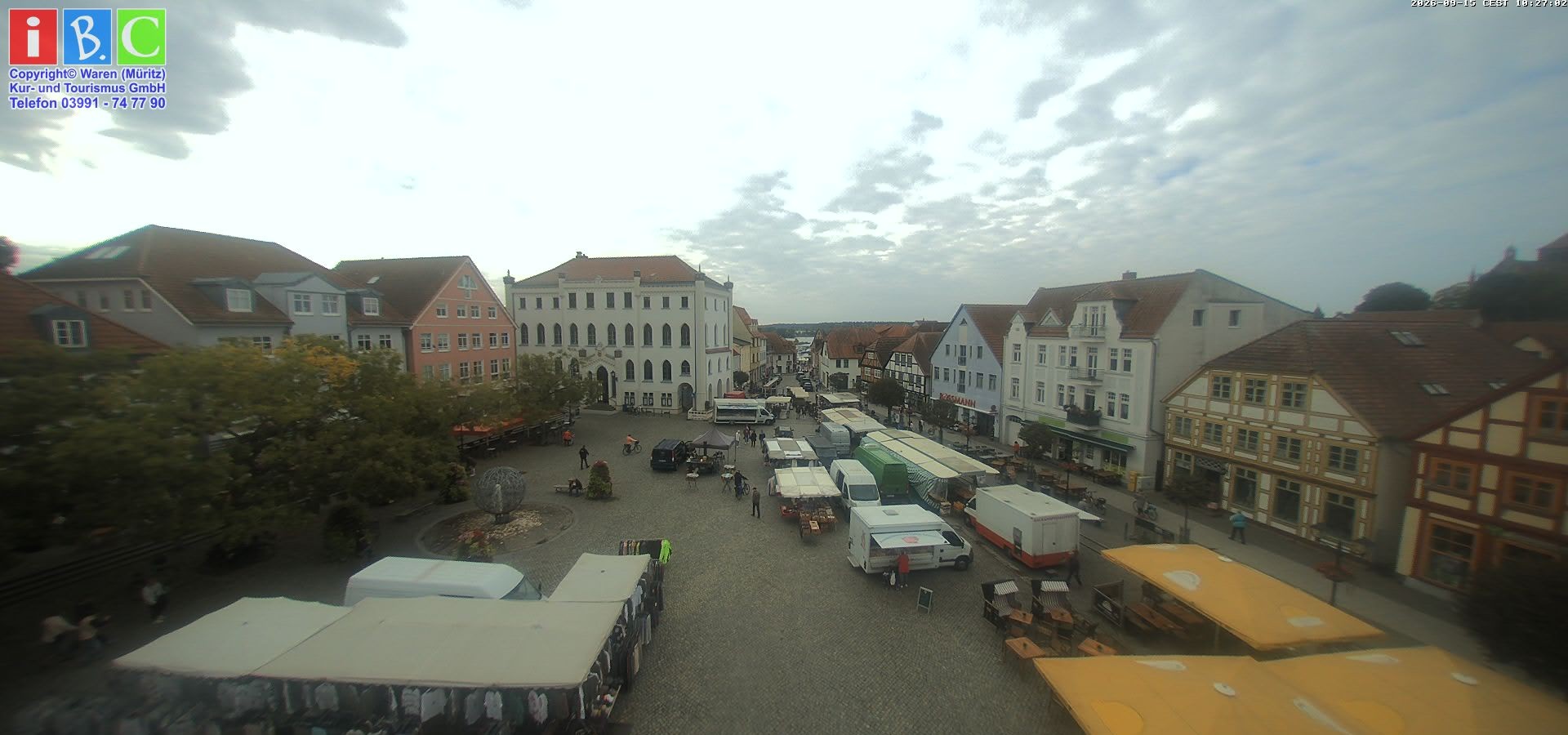 Archiv Foto Webcam Neuer Markt in Waren an der Müritz