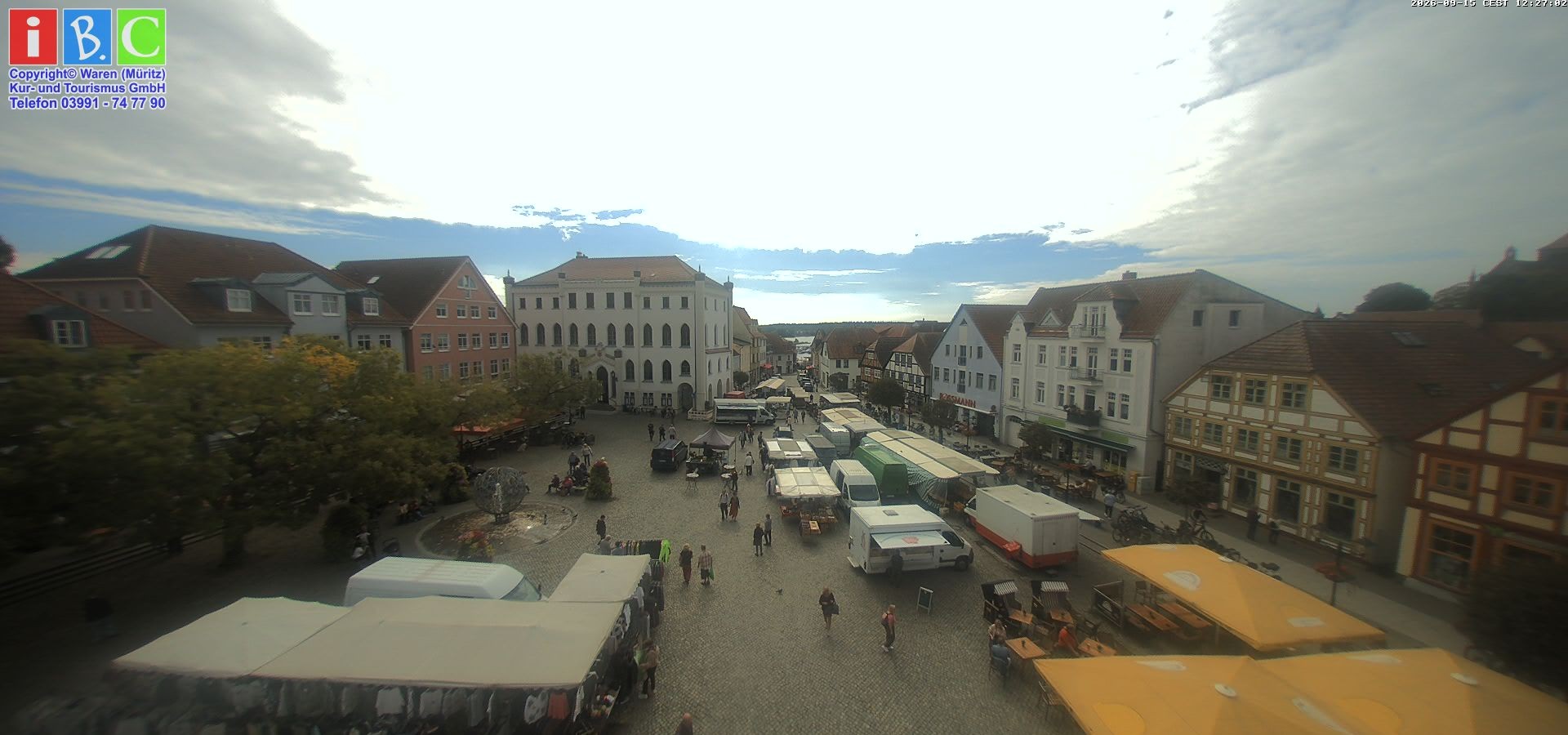Archiv Foto Webcam Neuer Markt in Waren an der Müritz
