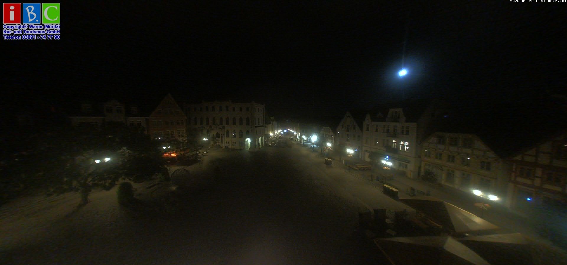Archiv Foto Webcam Neuer Markt in Waren an der Müritz