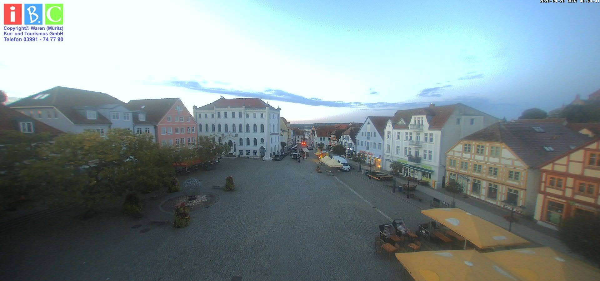 Archived image Webcam Waren (Müritz) - Market place