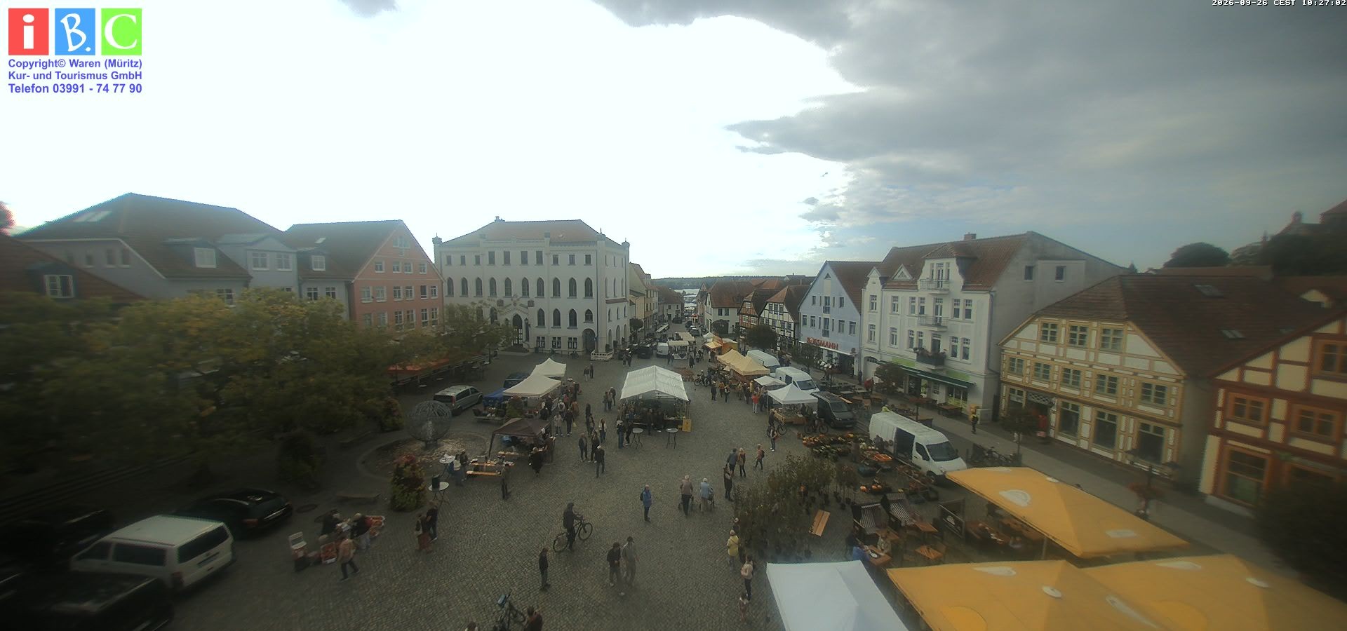 Archived image Webcam Waren (Müritz) - Market place