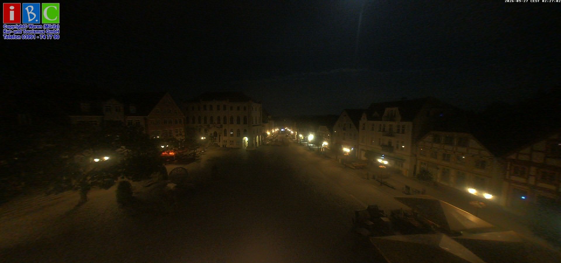 Archiv Foto Webcam Neuer Markt in Waren an der Müritz