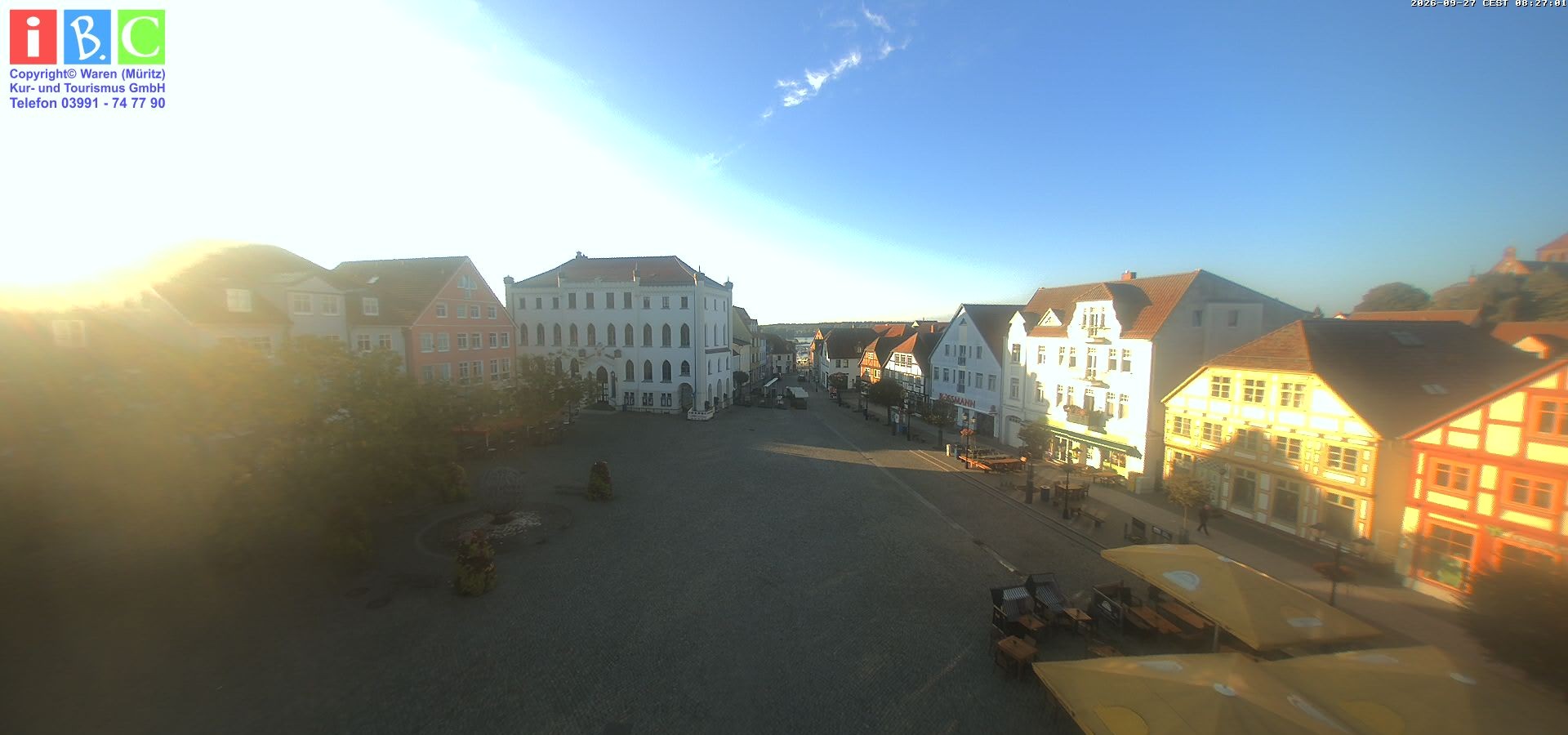 Archiv Foto Webcam Neuer Markt in Waren an der Müritz