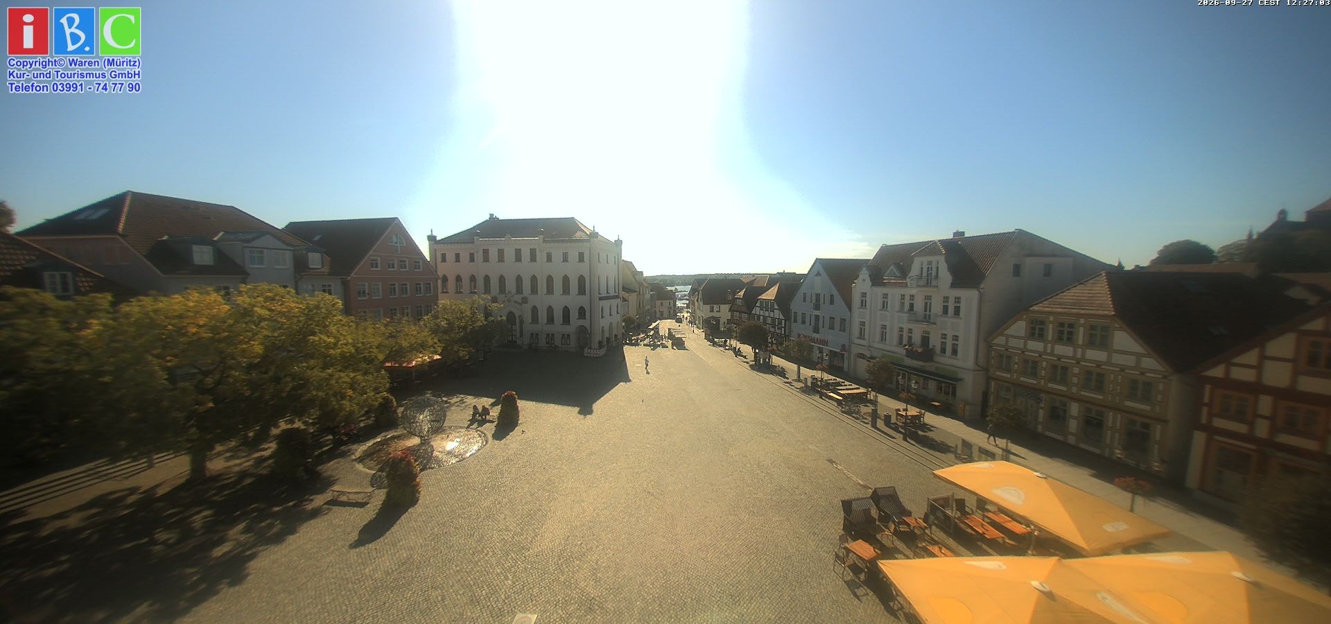 Archiv Foto Webcam Neuer Markt in Waren an der Müritz