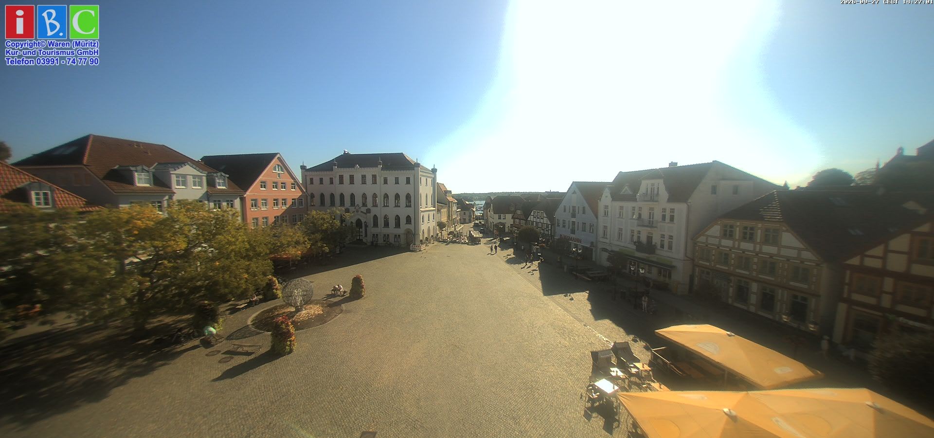 Archiv Foto Webcam Neuer Markt in Waren an der Müritz