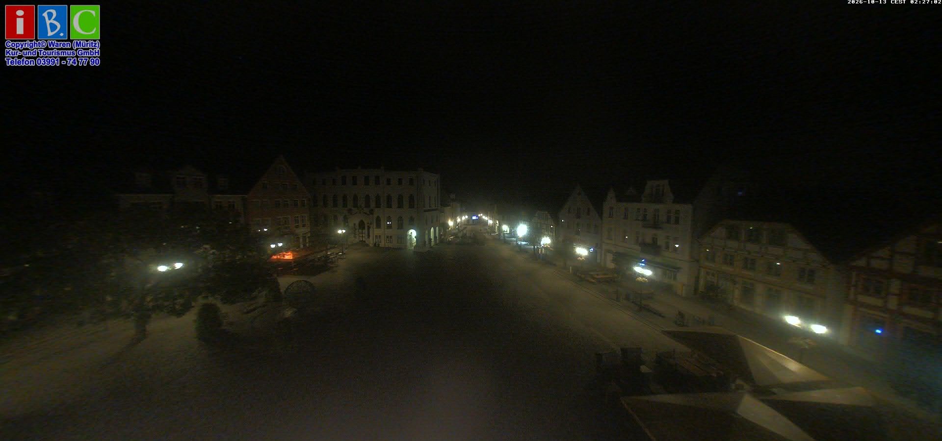 Archiv Foto Webcam Neuer Markt in Waren an der Müritz