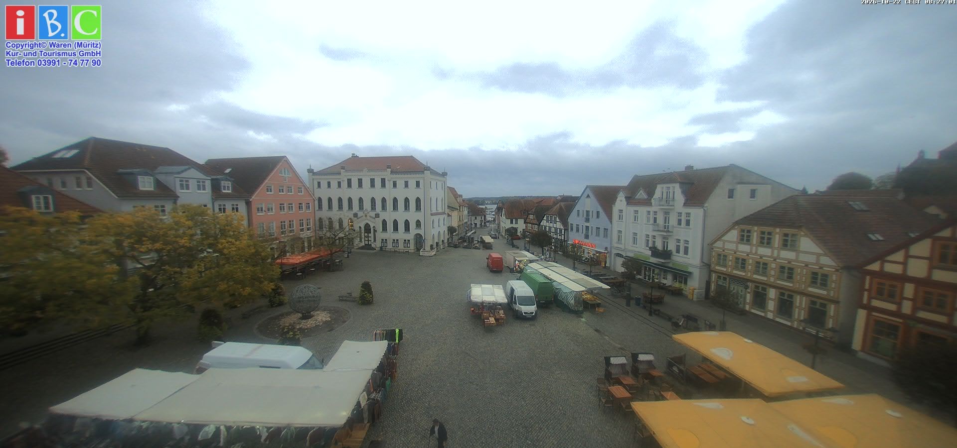 Archived image Webcam Waren (Müritz) - Market place