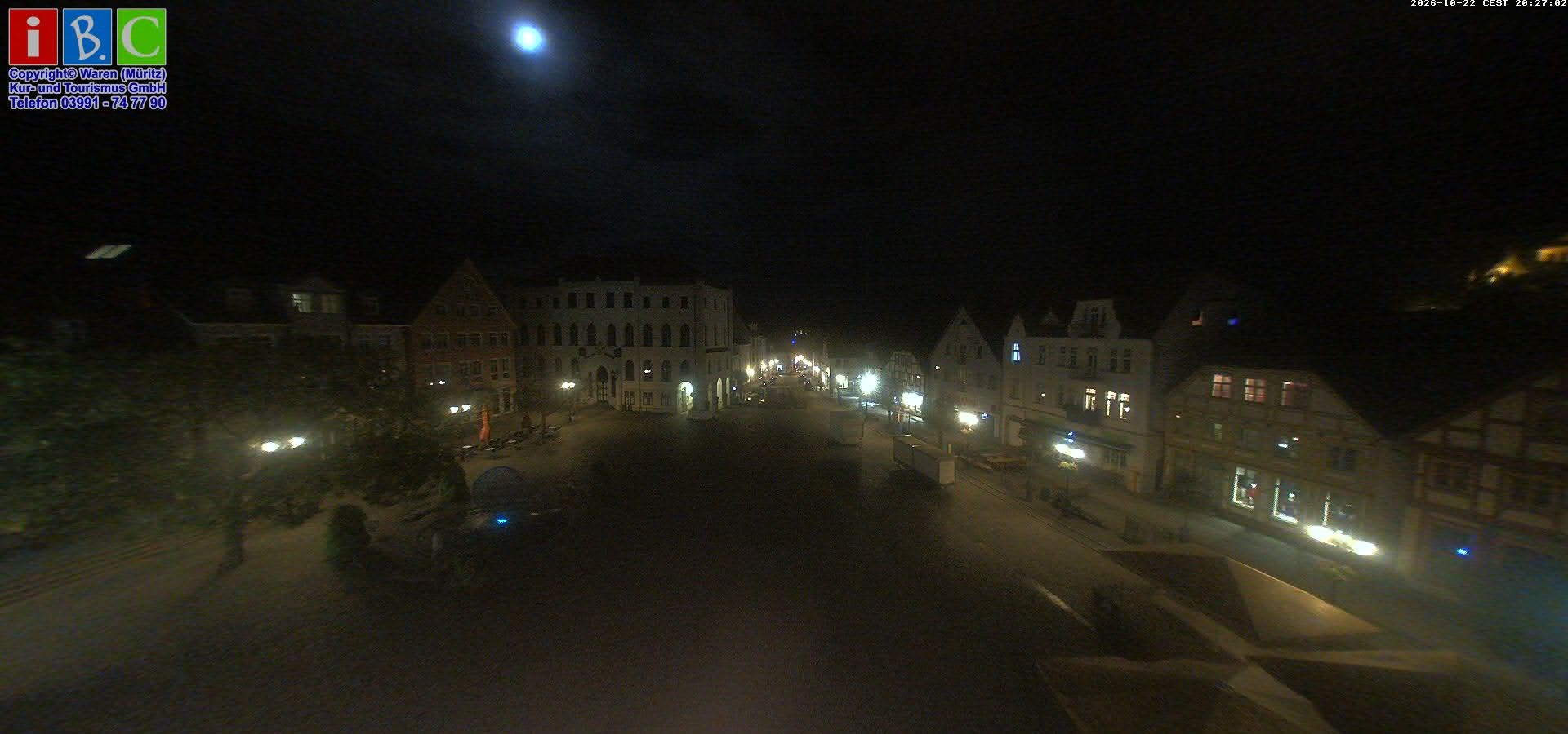 Archived image Webcam Waren (Müritz) - Market place