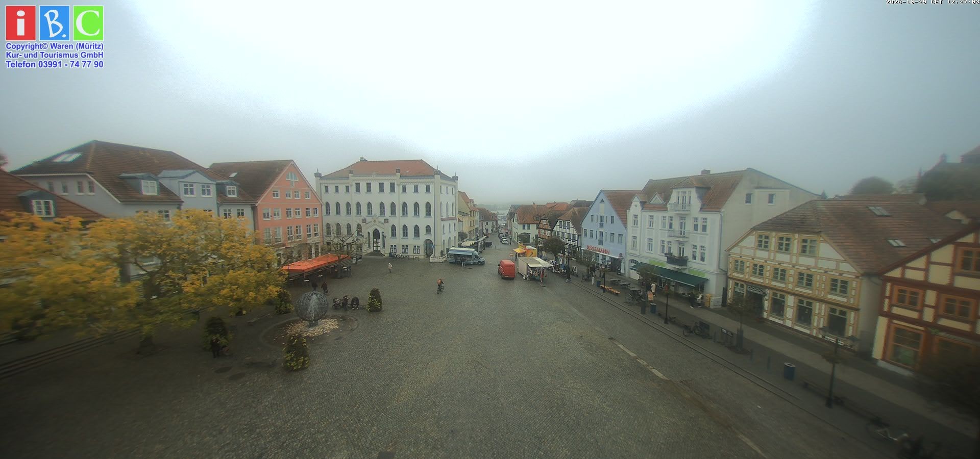 Archiv Foto Webcam Neuer Markt in Waren an der Müritz