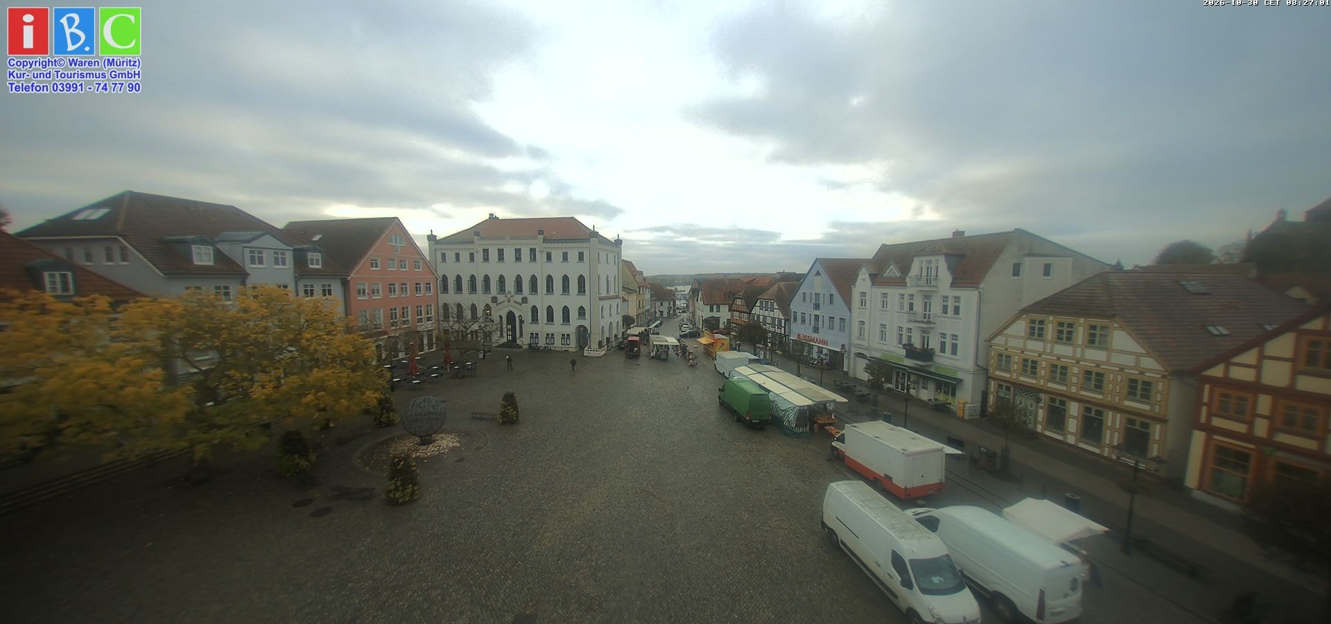 Archiv Foto Webcam Neuer Markt in Waren an der Müritz