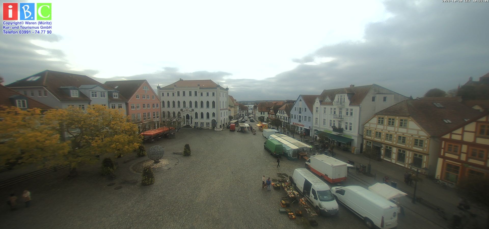 Archiv Foto Webcam Neuer Markt in Waren an der Müritz