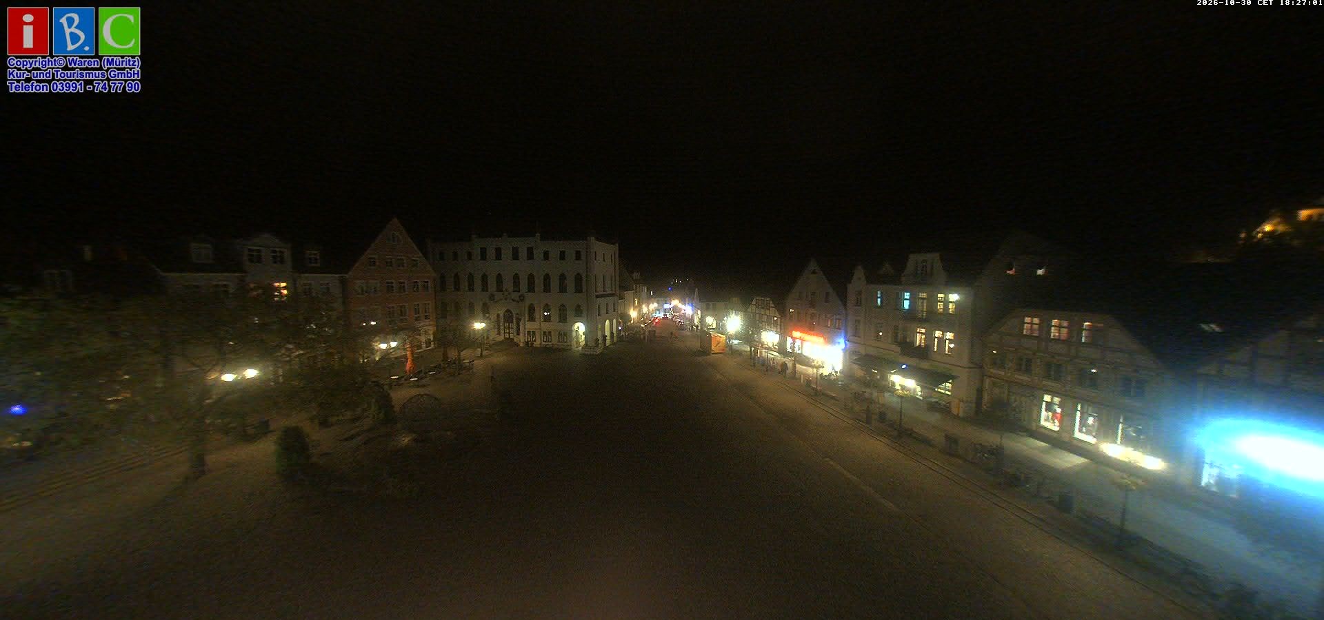 Archiv Foto Webcam Neuer Markt in Waren an der Müritz