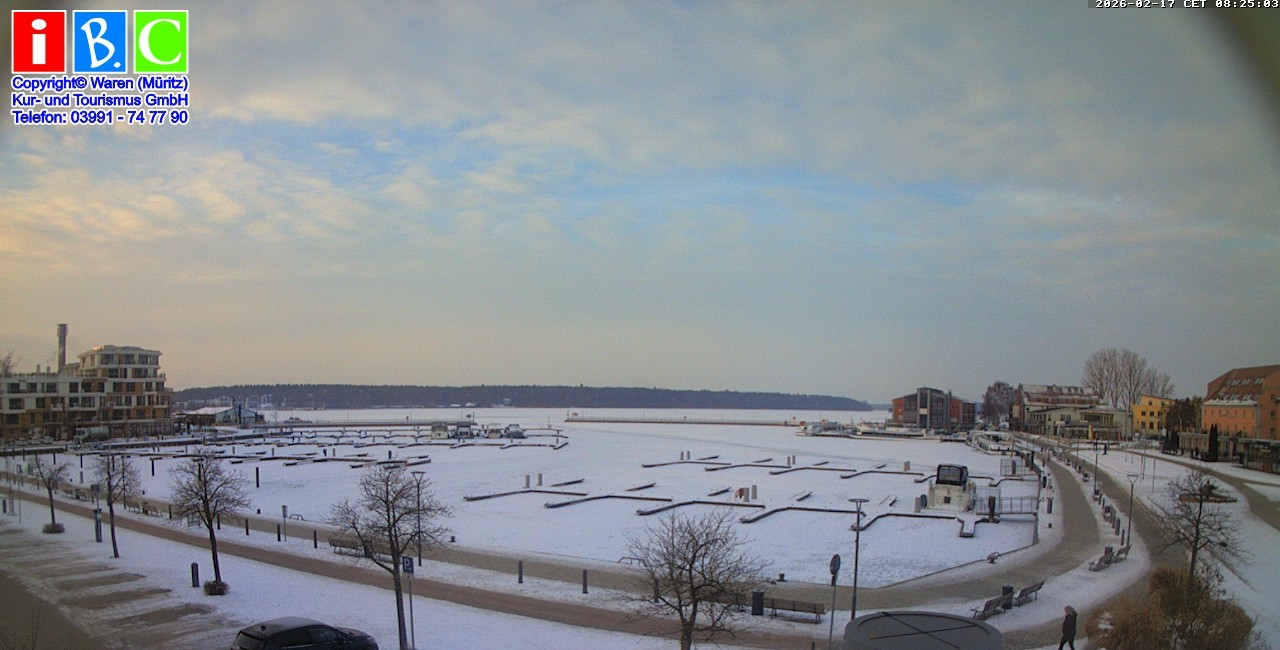 Archiv Foto Webcam Yachthafen Waren an der Müritz