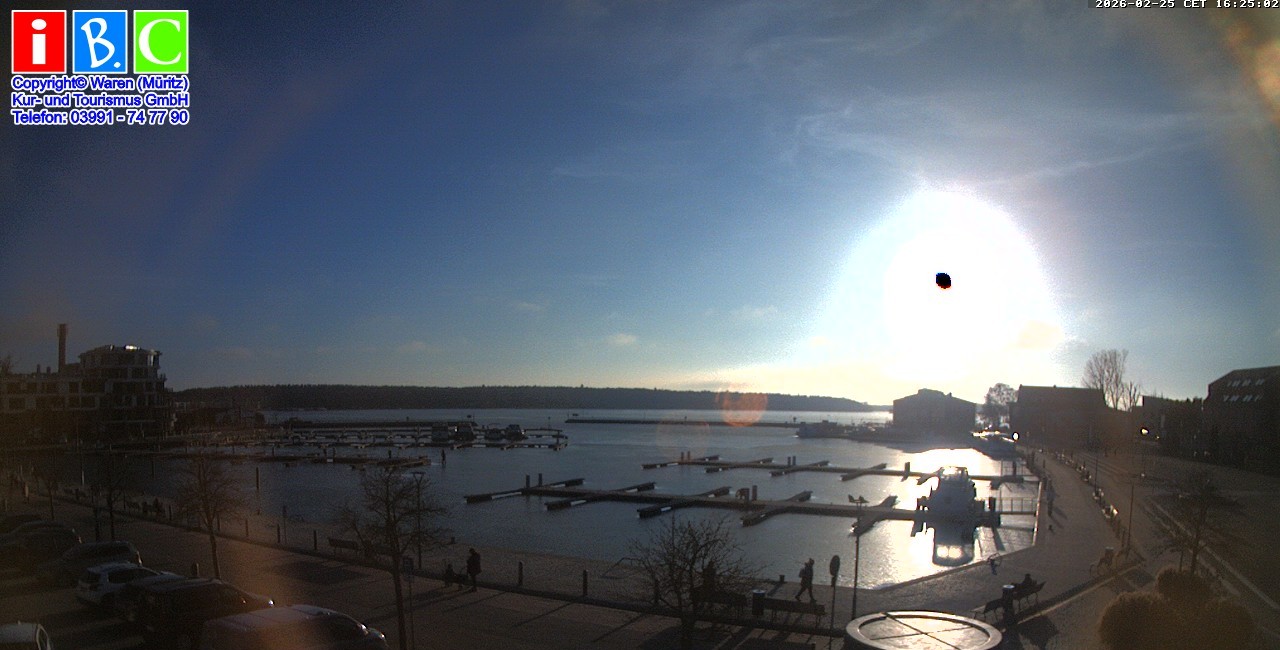 Archiv Foto Webcam Yachthafen Waren an der Müritz