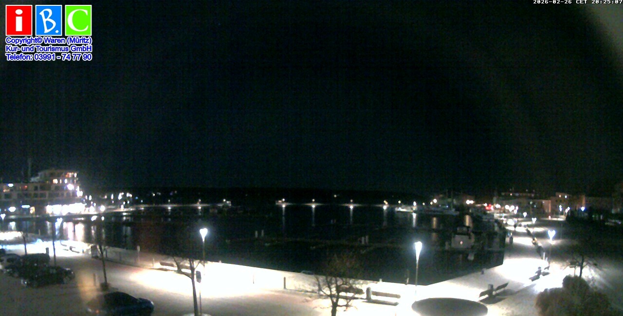 Archived image Webcam Harbour Waren (Müritz)