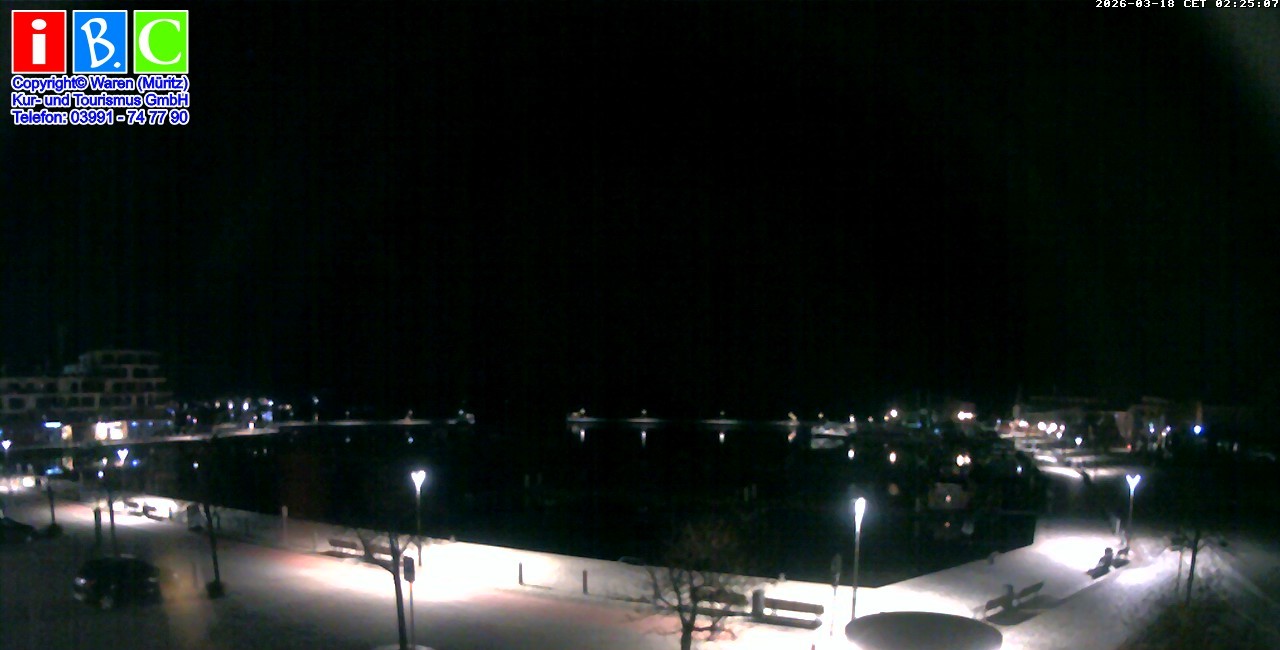 Archived image Webcam Harbour Waren (Müritz)