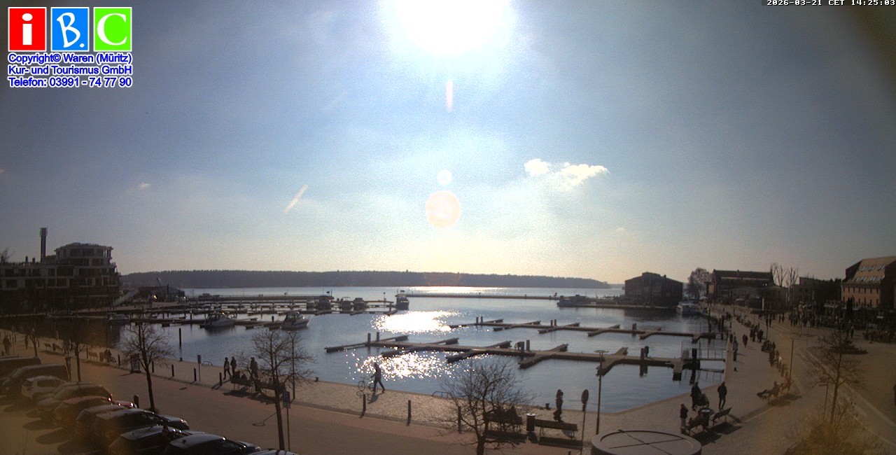 Archived image Webcam Harbour Waren (Müritz)