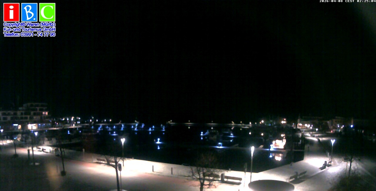 Archived image Webcam Harbour Waren (Müritz)