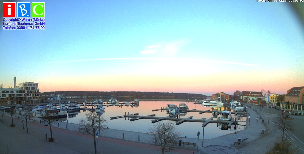 Archived image Webcam Harbour Waren (Müritz)
