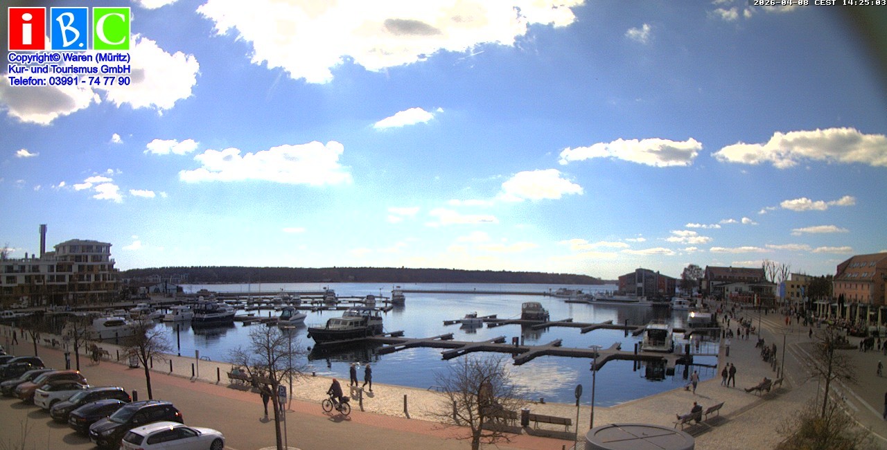 Archived image Webcam Harbour Waren (Müritz)