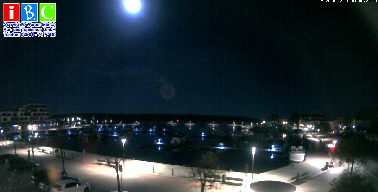 Archiv Foto Webcam Yachthafen Waren an der Müritz