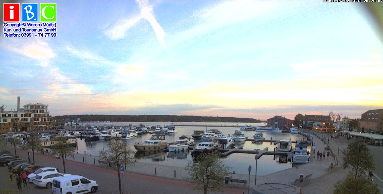 Archived image Webcam Harbour Waren (Müritz)