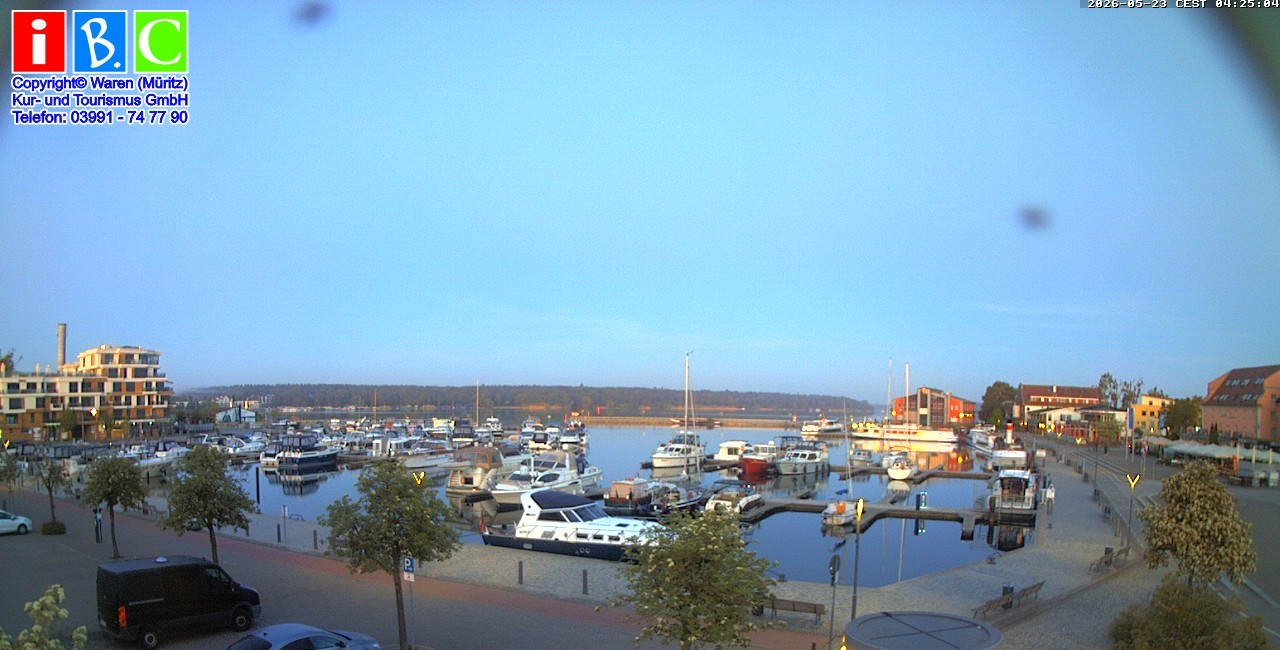 Archiv Foto Webcam Yachthafen Waren an der Müritz