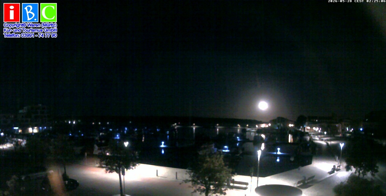 Archived image Webcam Harbour Waren (Müritz)
