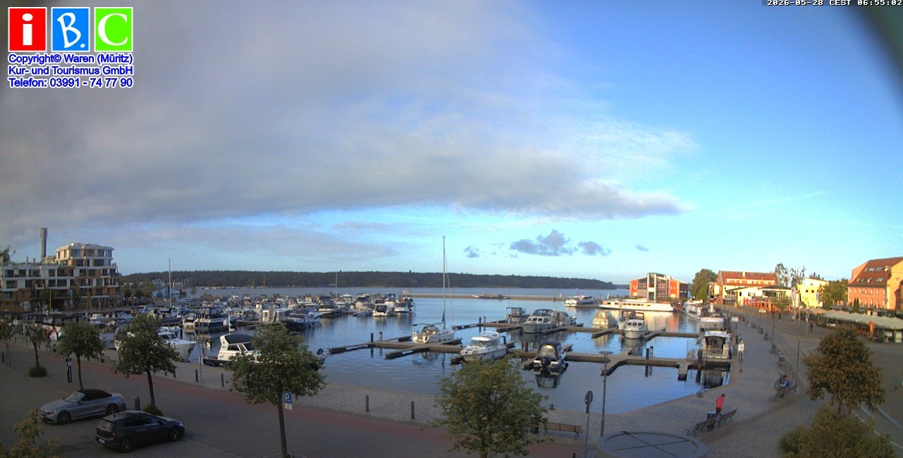 Archived image Webcam Harbour Waren (Müritz)