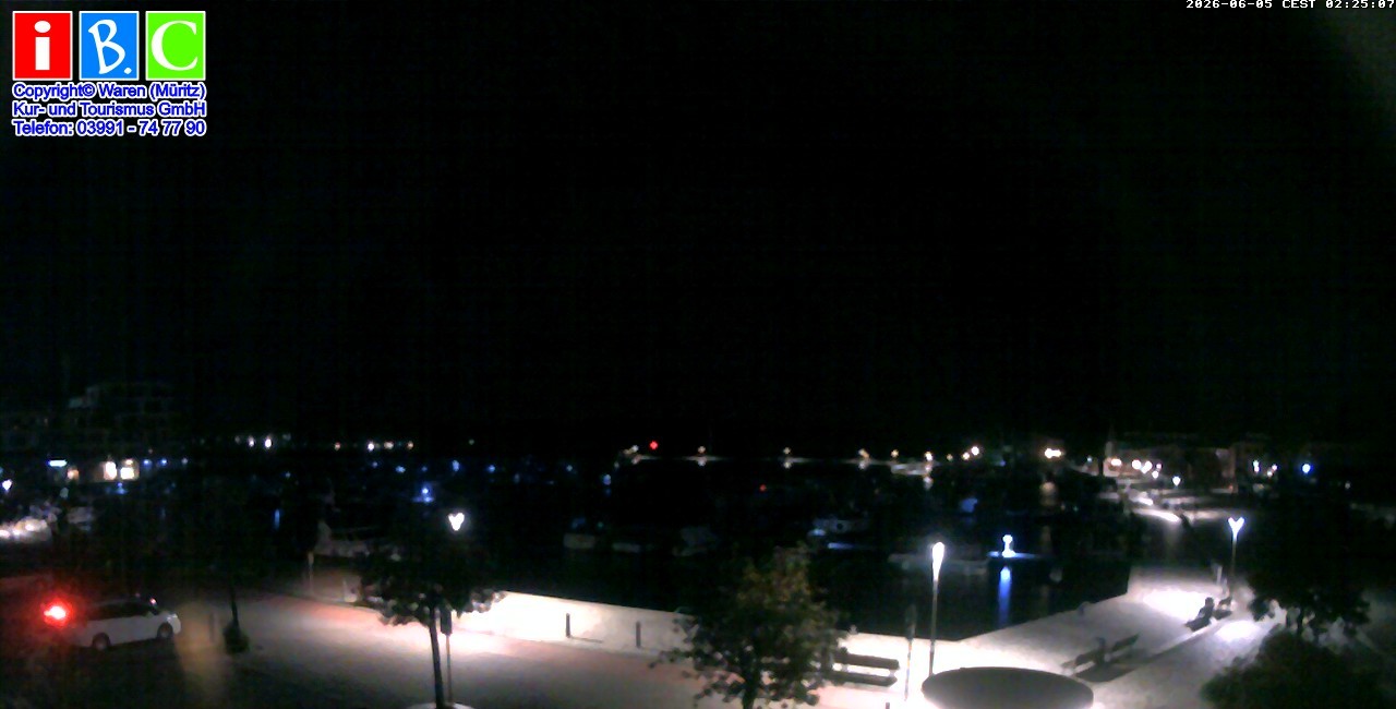 Archived image Webcam Harbour Waren (Müritz)