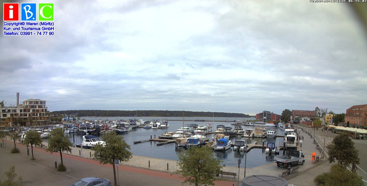 Archiv Foto Webcam Yachthafen Waren an der Müritz