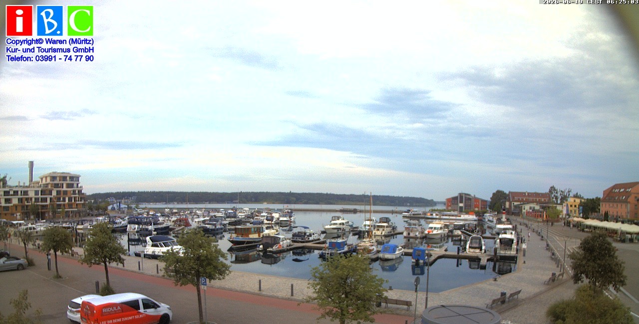 Archiv Foto Webcam Yachthafen Waren an der Müritz
