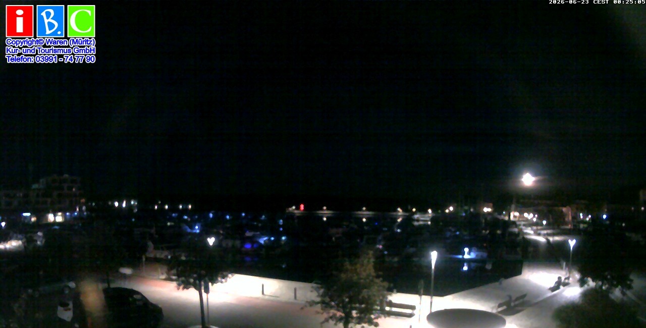 Archived image Webcam Harbour Waren (Müritz)