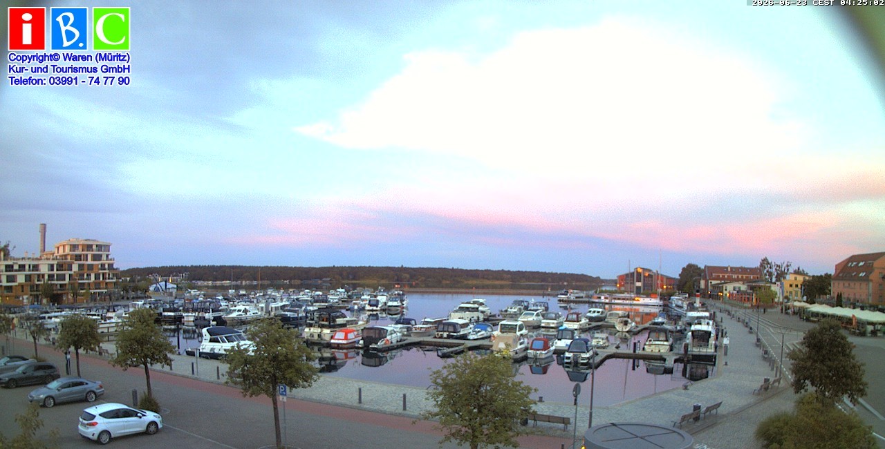 Archived image Webcam Harbour Waren (Müritz)