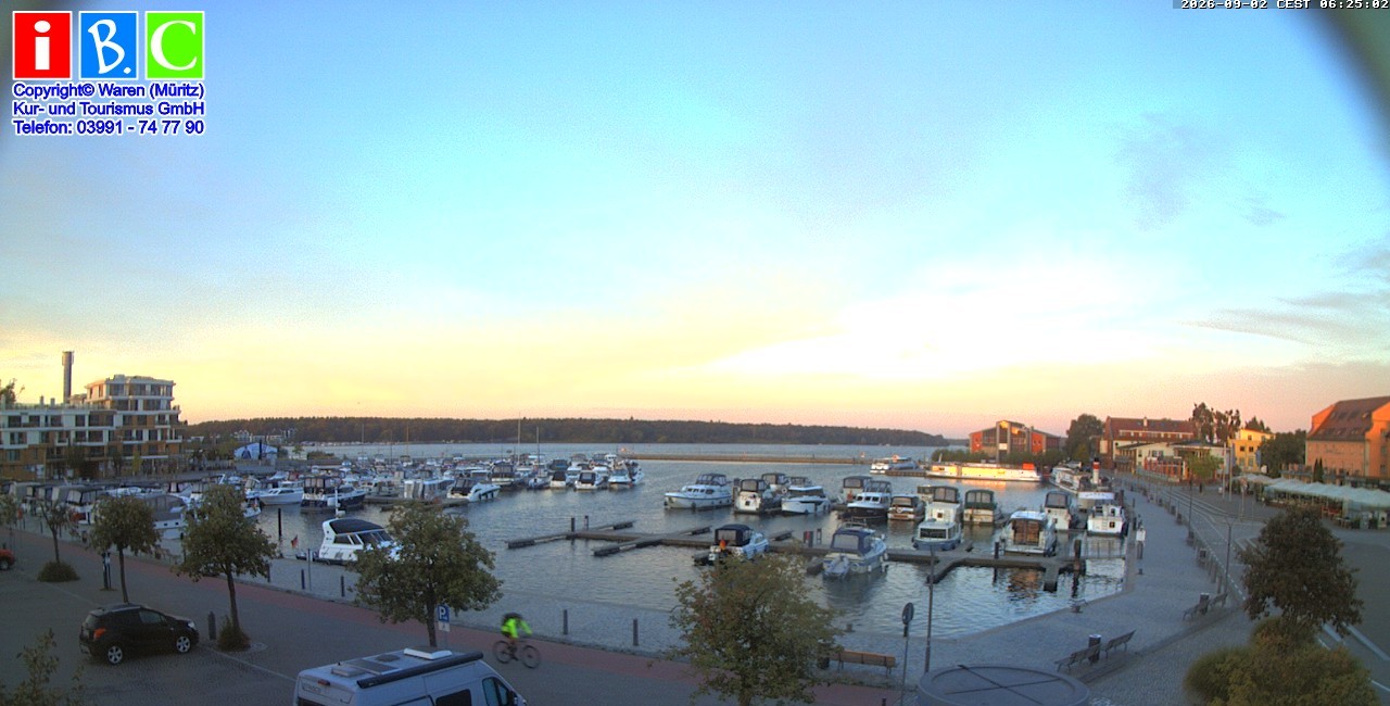 Archiv Foto Webcam Yachthafen Waren an der Müritz