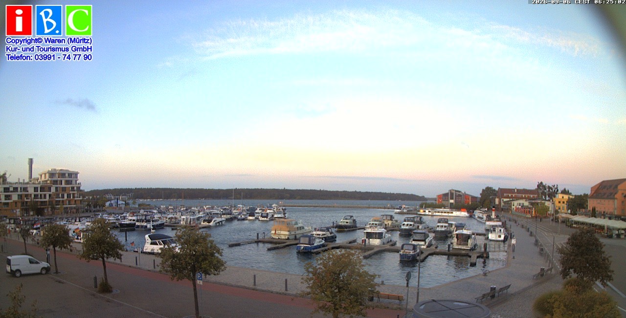 Archived image Webcam Harbour Waren (Müritz)